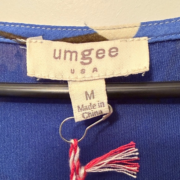 Umgee USA Women's Blue Floral‎ Split V-Neck Flutter Sleeve Dress Size M NWT - Picture 2 of 8